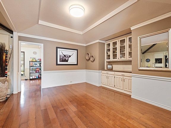 4th image of 3636 Rolling Meadows Dr