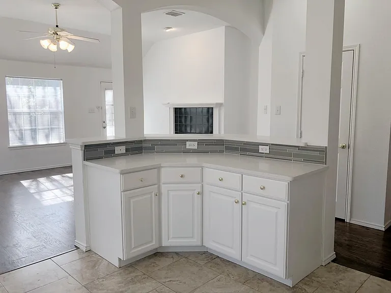 9113 Couples Dr — Photo 12