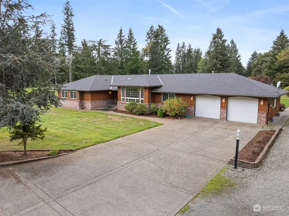33805 211th Place SE, Auburn, WA 98092