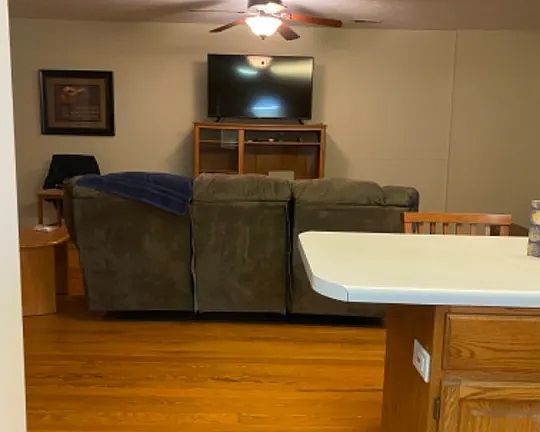 2nd image of 214 1/2 Main St #214-1/2
