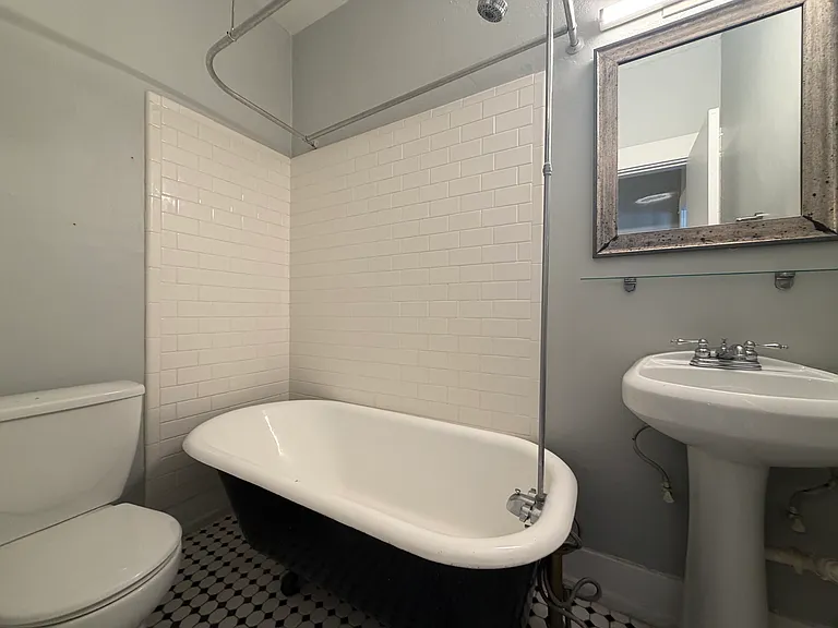 445 E 3rd St #201 — Photo 9