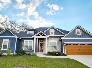 4833 Brown Cat Cir, Hahira, GA 31632