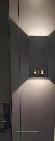 500 Dupont St #410 — Photo 6