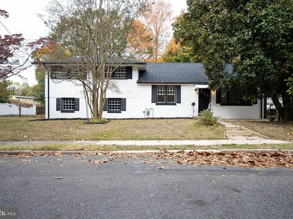 533 Lakeview Dr, Runnemede, NJ 08078