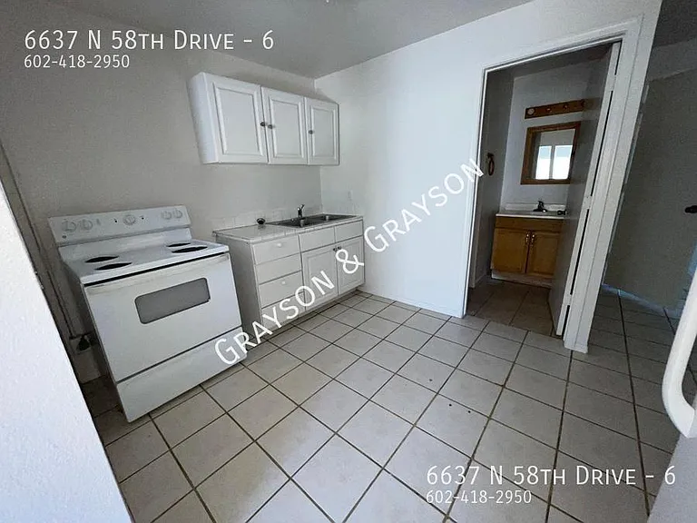 6637 N 58th Dr #6 — Photo 3