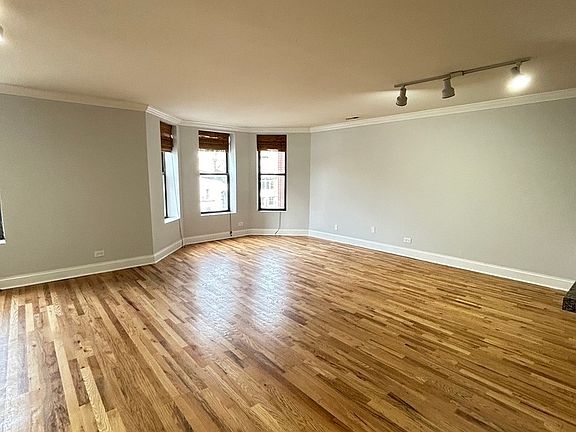 5th image of 4953 S Michigan Ave #17