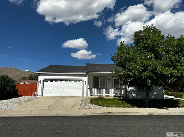 17725 Fortune Ct, Reno, NV 89508