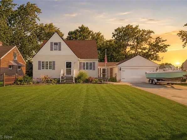 3710 W Pleasant Valley Rd, Parma, OH 44134