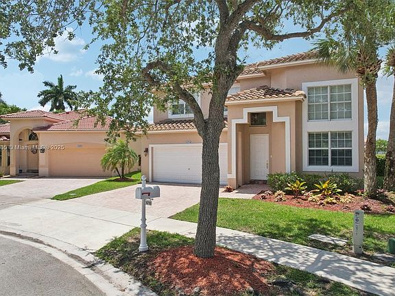 5th image of 16710 NW 12th St