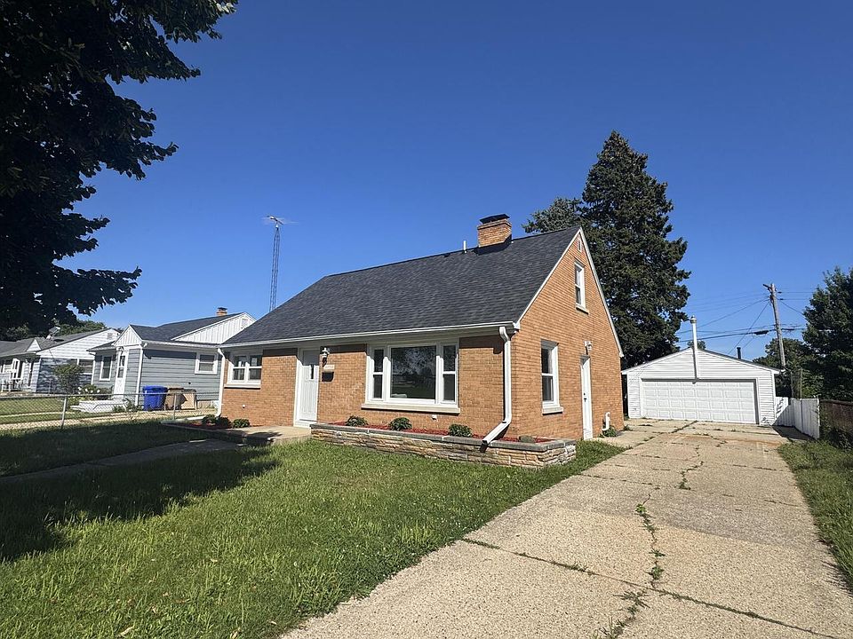 1st image of 4709 33rd AVENUE