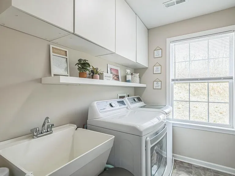 48 Ellison Ct — Photo 30