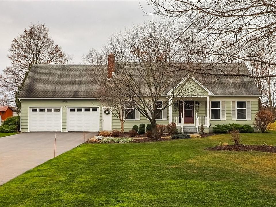 1st image of 34 Drumlin Dr