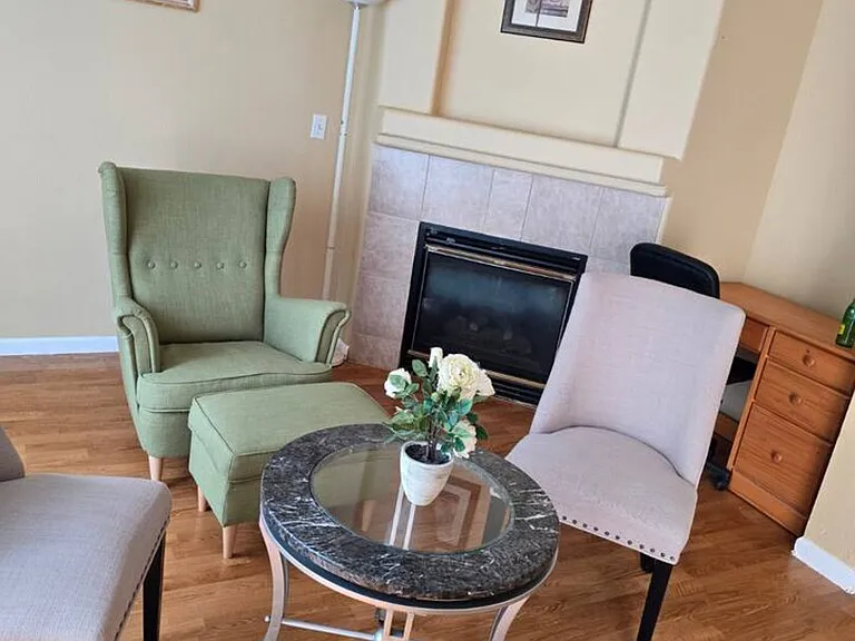 E 2nd Dr — Photo 1