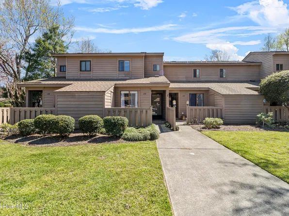 213 Saint Luke Court, Wilmington, NC 28409