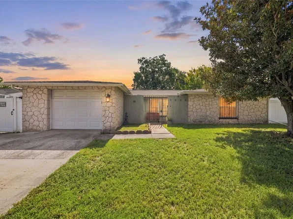 9040 CRABTREE LANE, PORT RICHEY, FL 34668