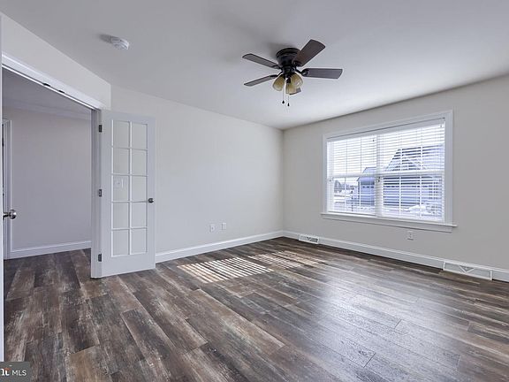 3rd image of 310 Andrew Dr