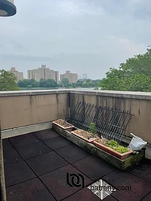 Rented by Batra Group Inc | media 10