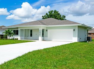 1926 SW Diamond St, Port Saint Lucie, FL 34953