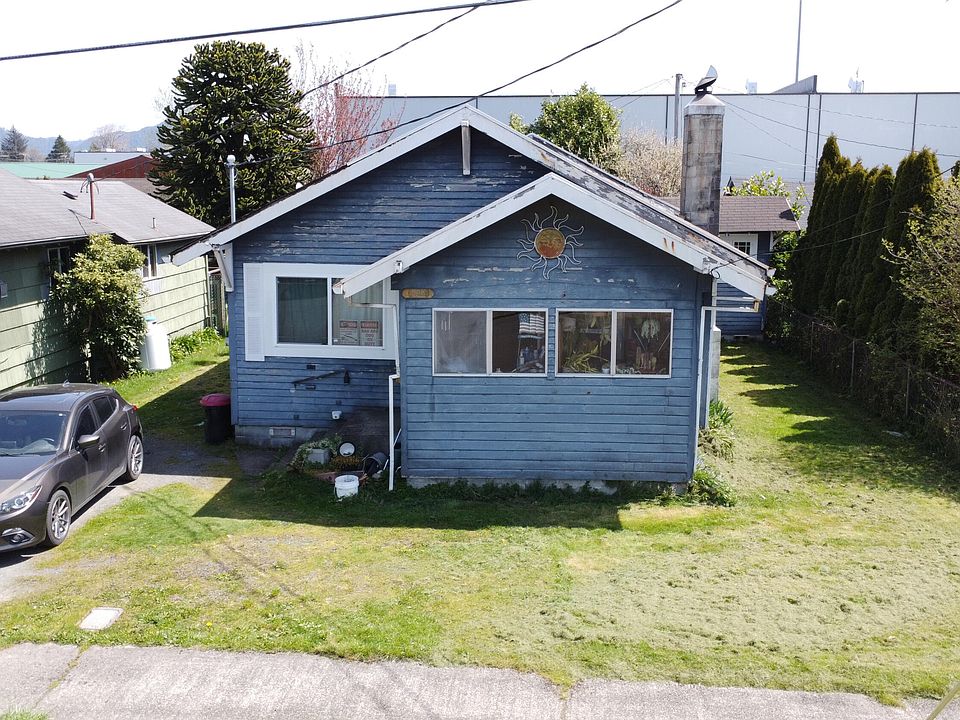 409 Del Monte Ave, Tillamook, OR 97141 | Zillow