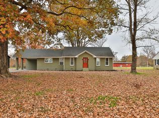 1082 Pikeview St, Dresden, TN 38225