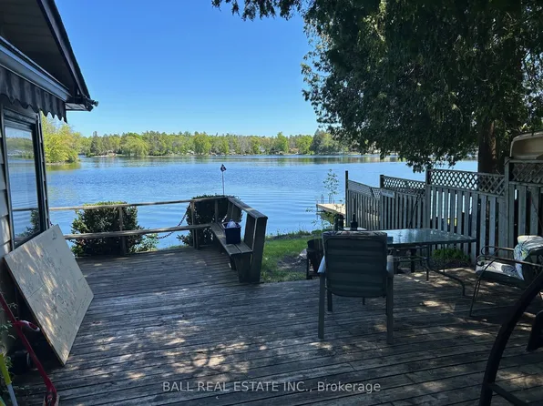 2095 Wilson Ln, Selwyn, ON K0L 2H0