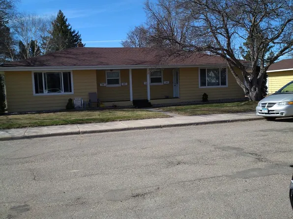 318 14th Ave E, Alexandria, MN 56308