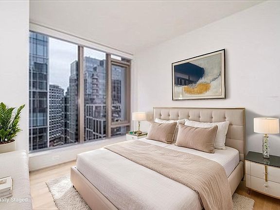 2nd image of 133 Seaport Blvd Unit 1719