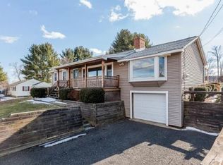 11 Fred Jackson Rd, Southwick, MA 01077