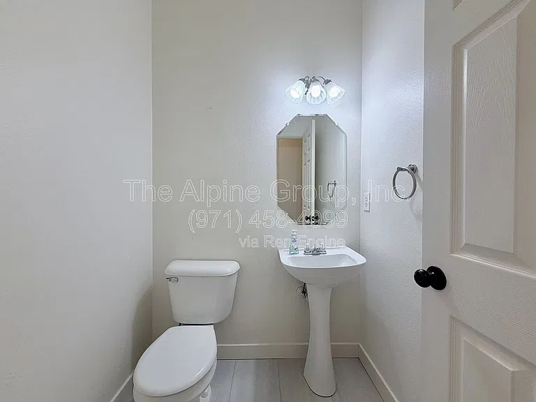 5817 NW 174th Ave — Photo 9