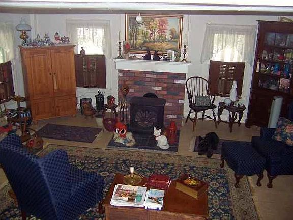 Living Rm w/fireplace