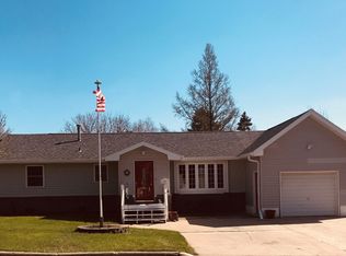 307 5th Ave, Armstrong, IA 50514
