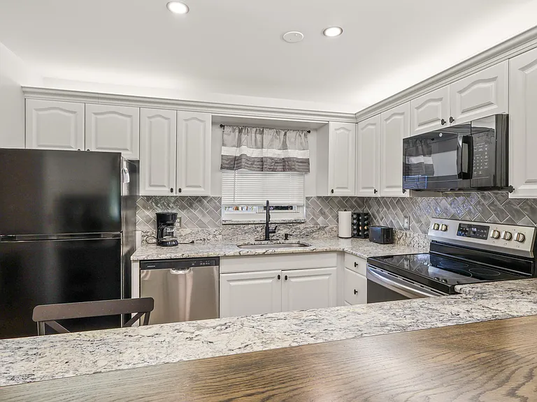 2950 SE Ocean Blvd #58-5 — Photo 5