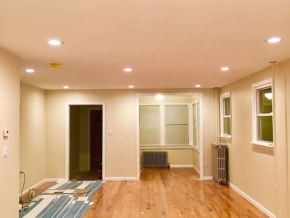 5th image of 10418 Lefferts Blvd