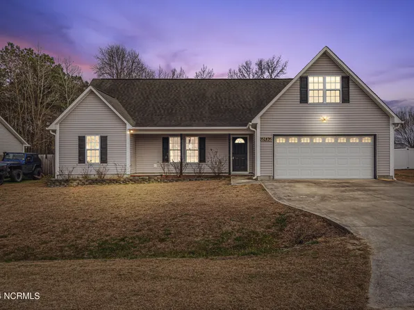 202 Chandler Simpson Court, Beulaville, NC 28518