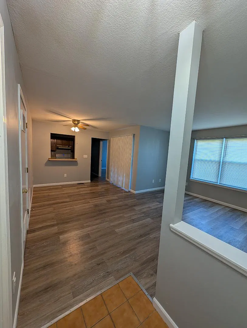 604 N. Sixth St. — Photo 1