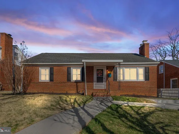 1732 Brandon Dr, Winchester, VA 22601