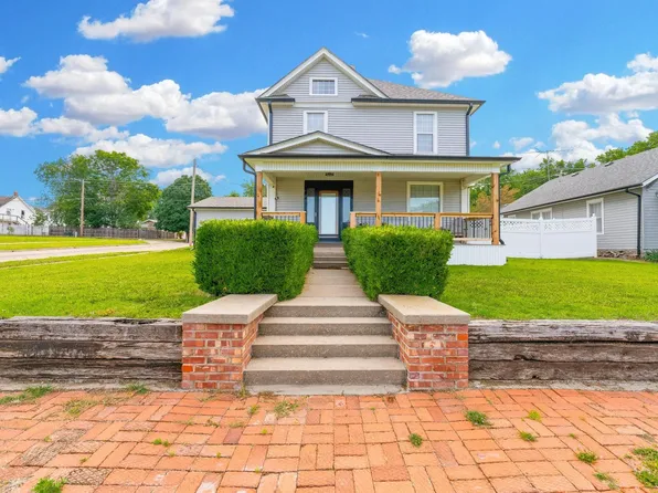 121 N G St, Wellington, KS 67152