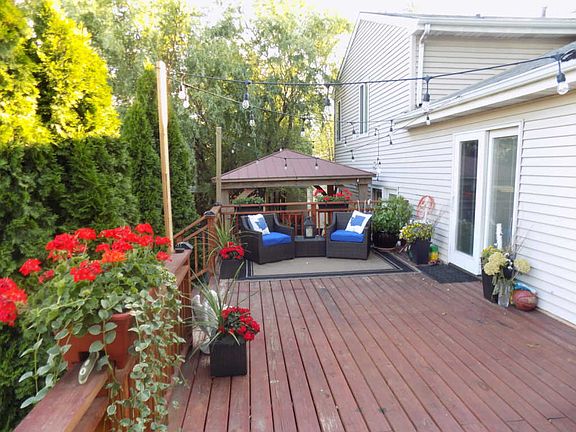 5th image of 2071 Oriole Ln
