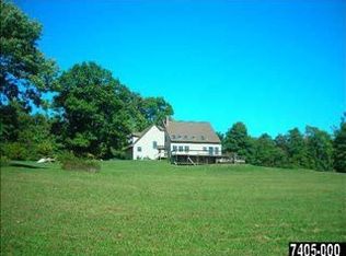 1070 Knoxlyn Rd, Gettysburg, PA 17325