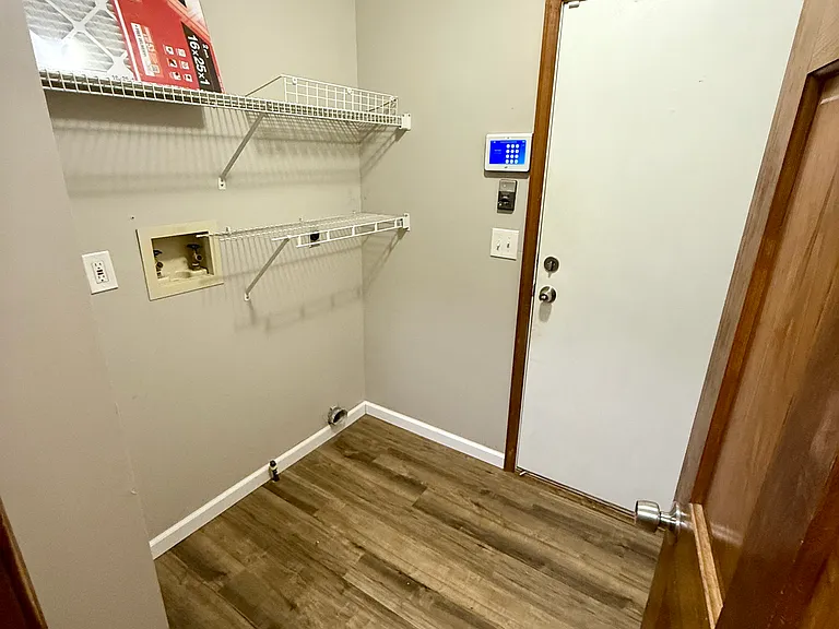 393 Misty Valley Dr — Photo 14