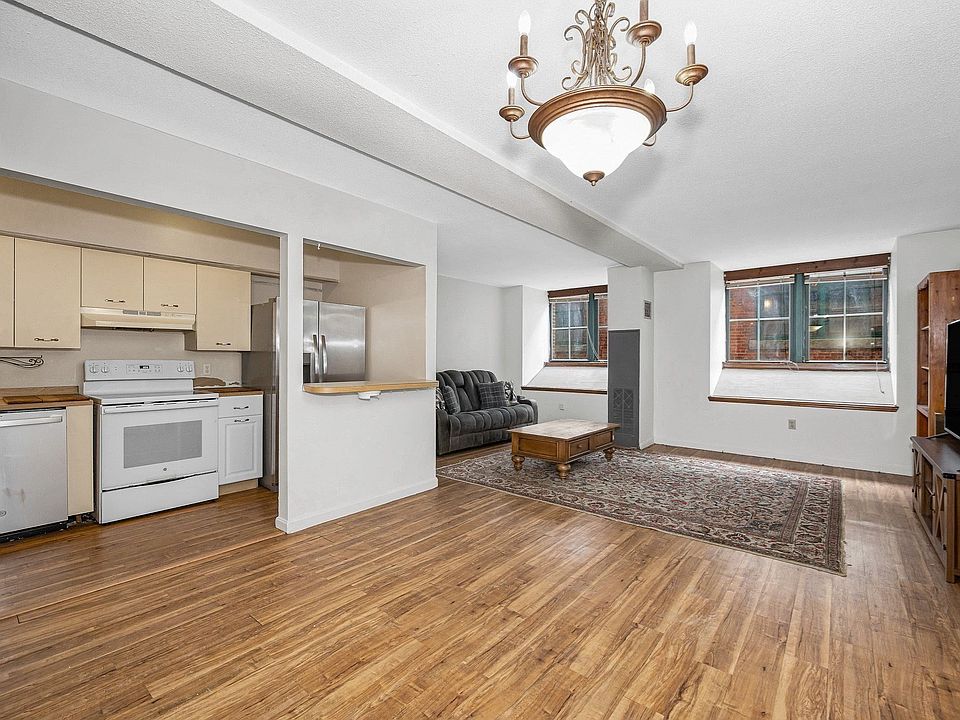 1st image of 200 Market St APT 115