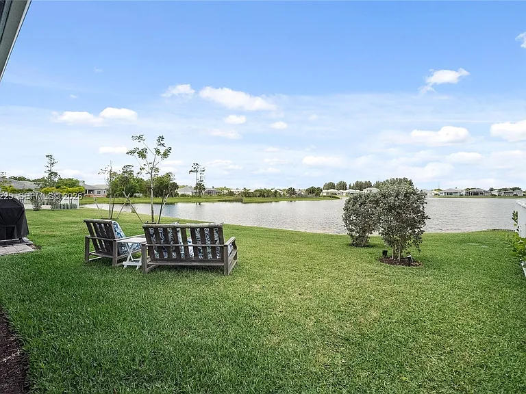 9734 SW Meridian Way — Photo 37
