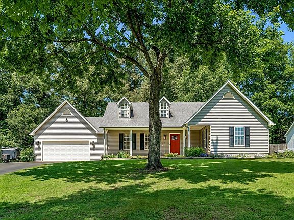 2nd image of 1094 Nelson Dr