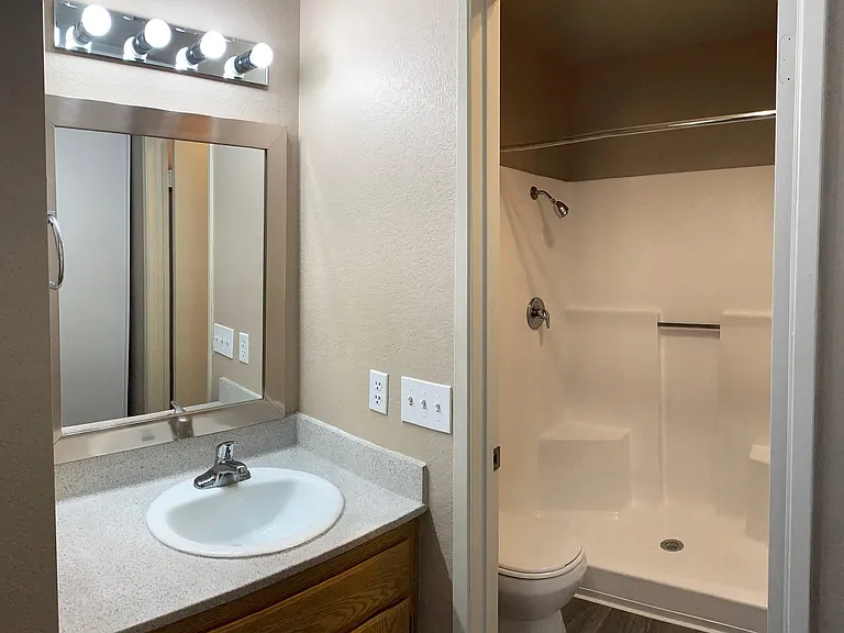 Westbrook Apartments — Photo 6