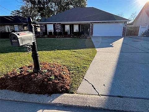 1st image of 113 Ballay St