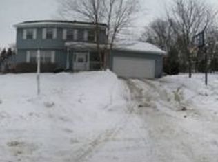 2216 Regent Ln SW, Rochester, MN 55902