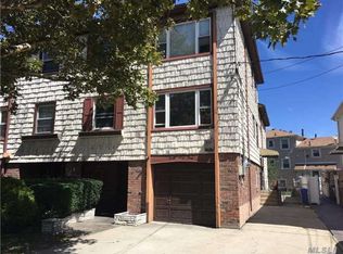 1533 208th St, Bayside, NY 11360