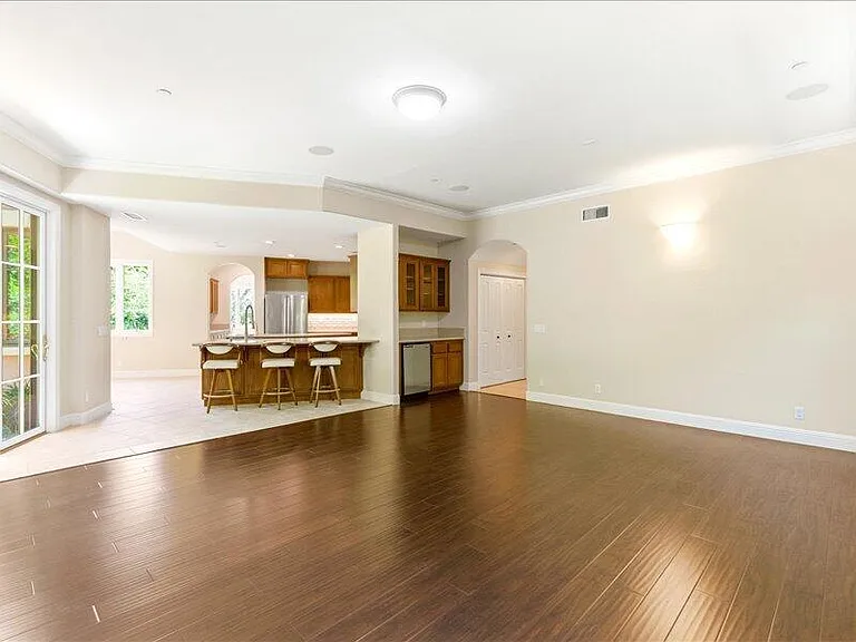 4698 Granada Way — Photo 16