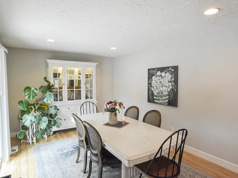 2378 Melton Dr — Photo 5