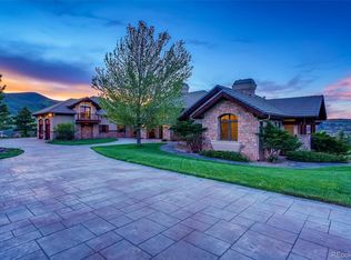 9541 Bear Claw Dr, Littleton, CO 80127